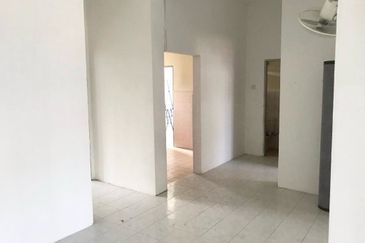 Summer Park Townhouse (Pangsapuri Alam Jaya), Bandar Baru Seri Alam