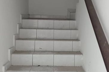 Summer Park Townhouse (Pangsapuri Alam Jaya), Bandar Baru Seri Alam