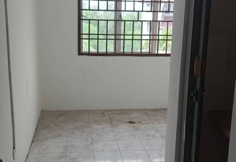 Summer Park Townhouse (Pangsapuri Alam Jaya), Bandar Baru Seri Alam