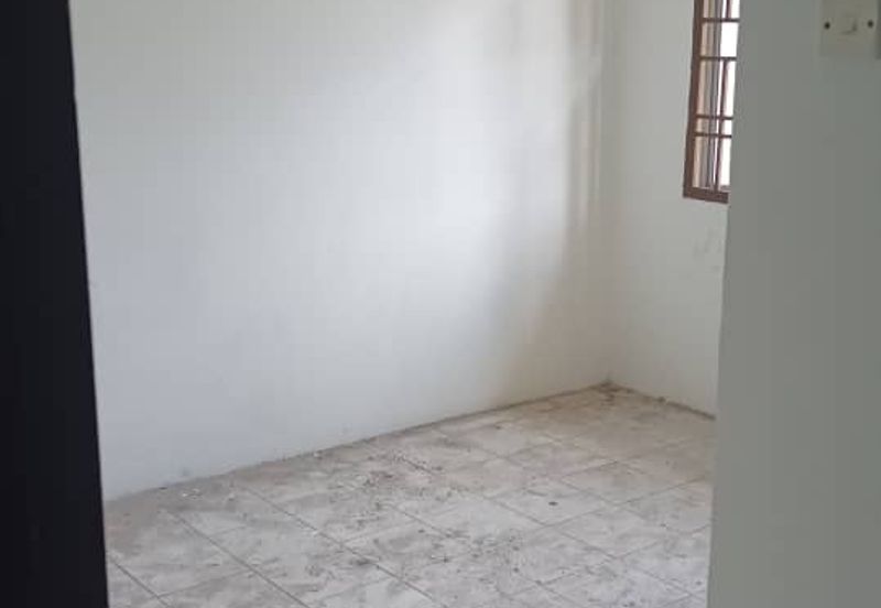 Summer Park Townhouse (Pangsapuri Alam Jaya), Bandar Baru Seri Alam