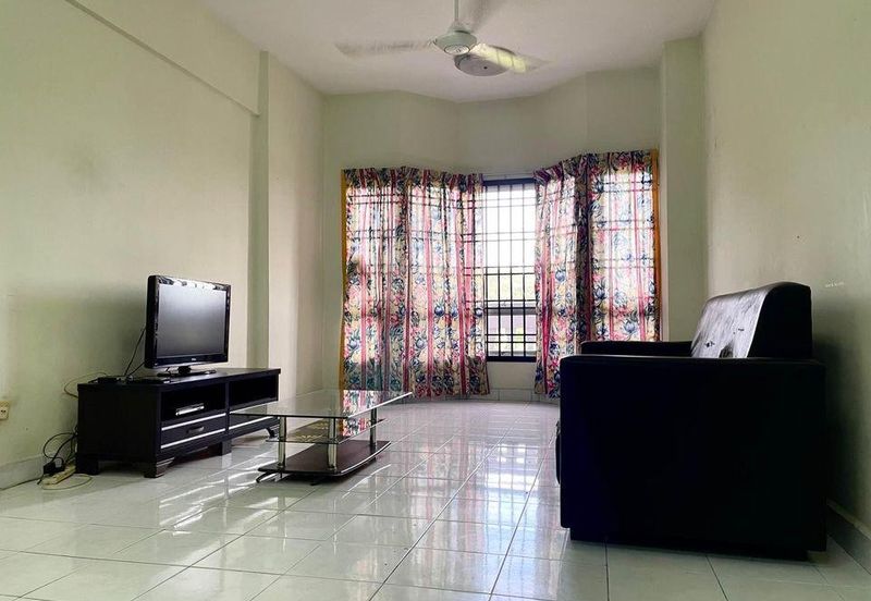 Dwi Mahkota Condominium