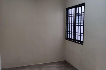 Flat Tasek 64, Bandar Baru Seri Alam