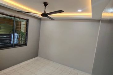 Flat Taman Ungku Tun Aminah