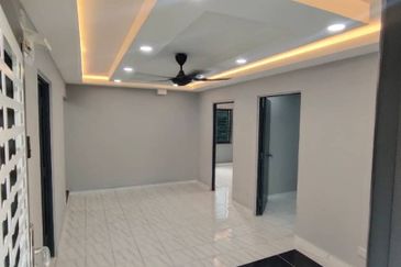 Flat Taman Ungku Tun Aminah