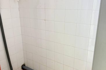 Flat Tasek 64, Bandar Baru Seri Alam