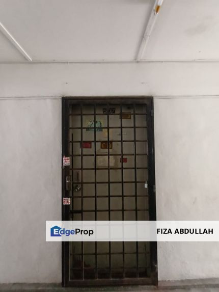 Full Loan Flat Stulang Laut Johor Bahru EDL CIQ  Berjaya Waterfront Low Cost 3 Bilik 1 Bilik Air Below MArket, Johor, Johor Bahru