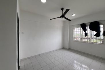 Dwi Mahkota Condominium