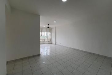 Dwi Mahkota Condominium