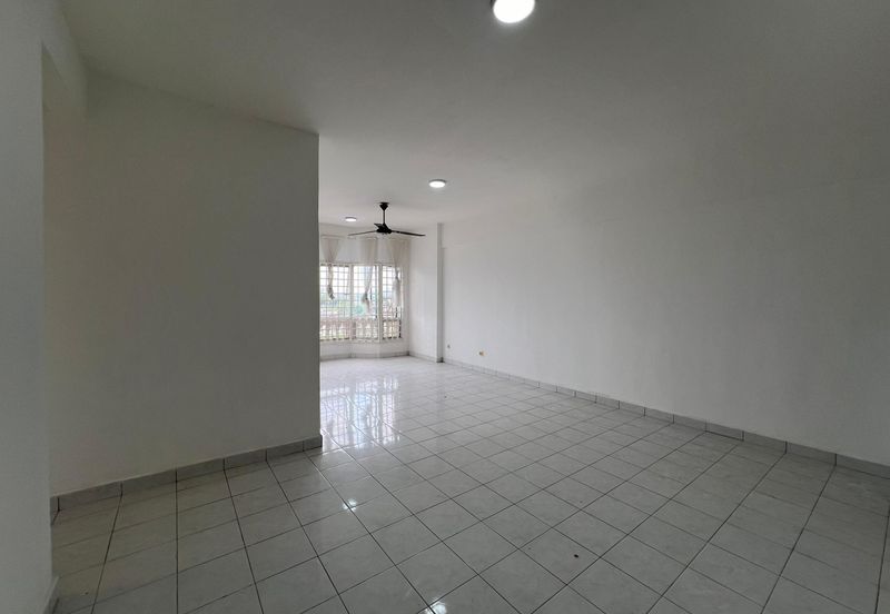 Dwi Mahkota Condominium