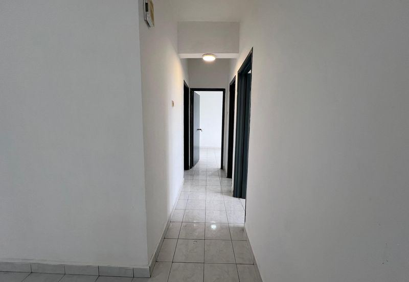 Dwi Mahkota Condominium