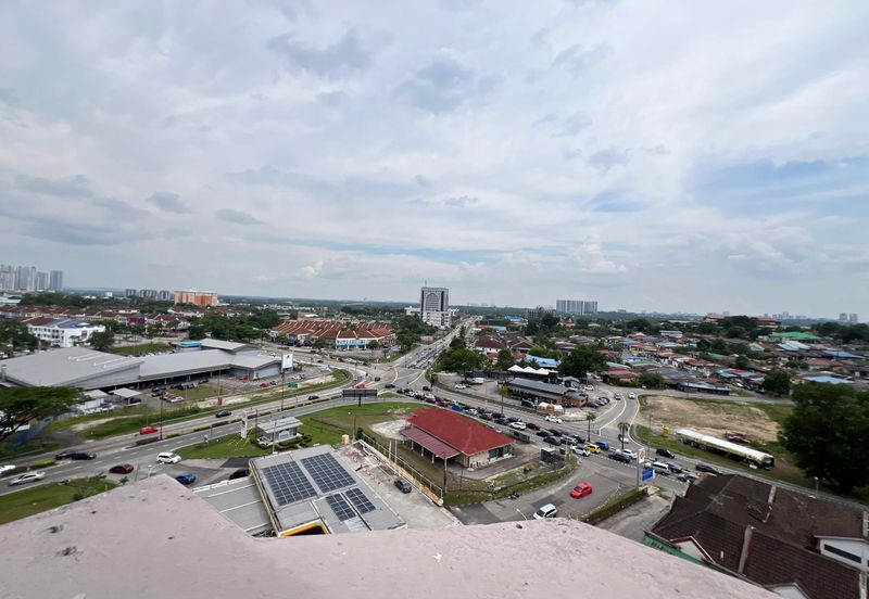 Dwi Mahkota Condominium