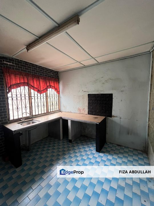 Below Market Taman Skudai Jalan Hang Tuah Skudai Senai 2 Bilik Rumah Teres 2 Tingkat UTM, Johor, Skudai