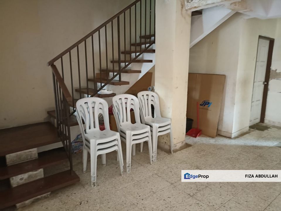 Rumah Besar Below Market Taman sri Tanjung Indah , Tanjung Agas Muar Johor 5 Bilik  Rumah Teres 2 Tingkat, Johor, Muar