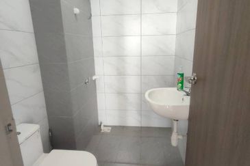 SKS Habitat Apartment, Larkin