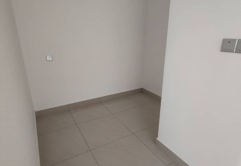 SKS Habitat Apartment, Larkin