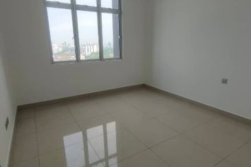 SKS Habitat Apartment, Larkin