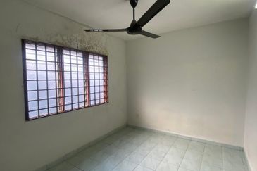 Flat Tasek 64, Bandar Baru Seri Alam