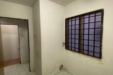 Flat Tasek 64, Bandar Baru Seri Alam