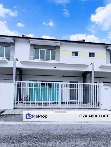 DOUBLE STOREY HOUSE FOR SALE TAMAN PURA KENCANA, SRI GADING, BATU PAHAT, Johor, Seri Gading