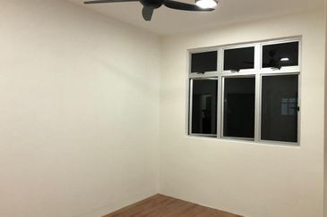 Pangsapuri Flora Damai