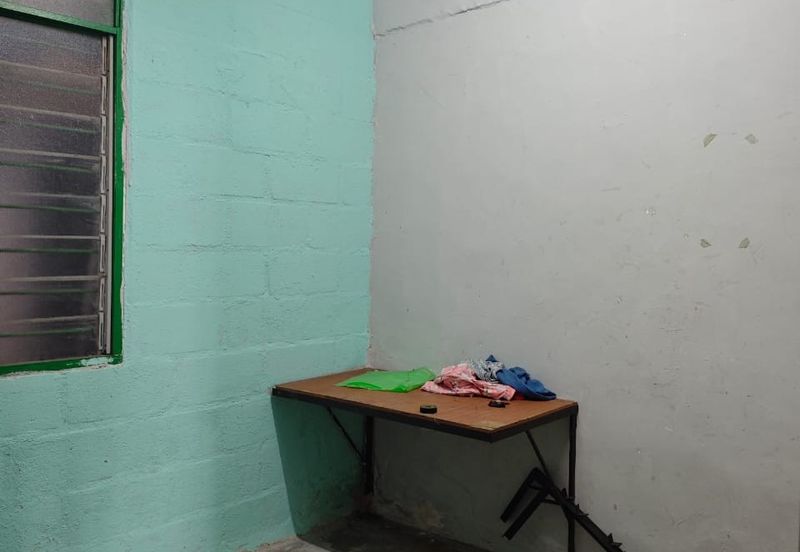 Flat Temenggong, Bandar Indahpura