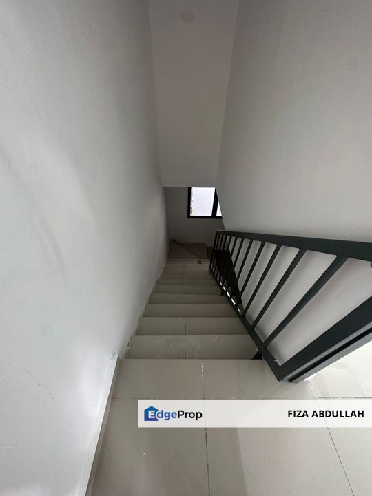 Fully Renovation Jalan Rumbia Taman Daya Johor Bahru CIQ 3 bilik boleh full loan, Johor, Johor Bahru