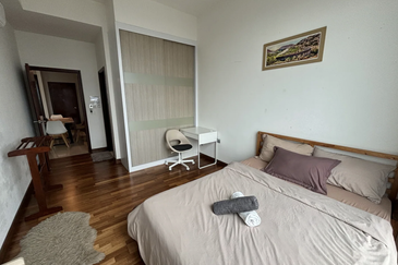 Paragon Suites @ CIQ