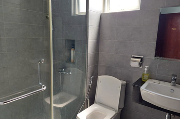 Paragon Suites @ CIQ