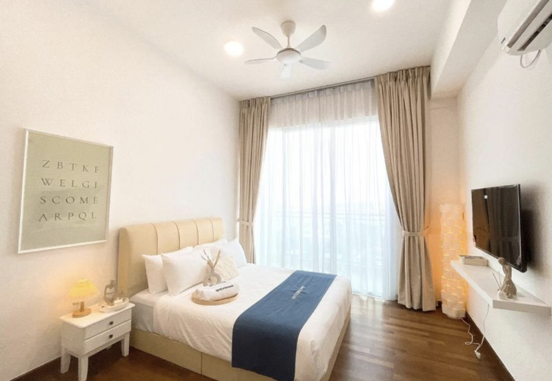 Paragon Suites @ CIQ