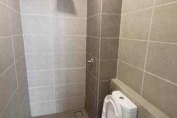 D'Pristine Medini, Meridian Medini, Iskandar Puteri, Johor. Brand New Subsale for Sale