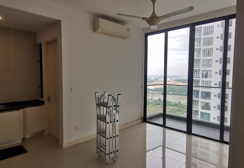 D'Pristine Medini, Meridian Medini, Iskandar Puteri, Johor. Brand New Subsale for Sale