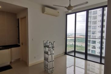 D'Pristine Medini, Meridian Medini, Iskandar Puteri, Johor. Brand New Subsale for Sale