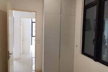 D'Pristine Medini, Meridian Medini, Iskandar Puteri, Johor. Brand New Subsale for Sale