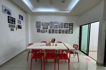 Jalan Penaga, Taman Pulai Hijauan, Kangkar Pulai 2 Storey Cluster Corner Lot for Sale