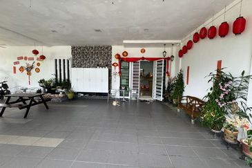Jalan Penaga, Taman Pulai Hijauan, Kangkar Pulai 2 Storey Cluster Corner Lot for Sale