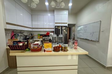 Jalan Penaga, Taman Pulai Hijauan, Kangkar Pulai 2 Storey Cluster Corner Lot for Sale