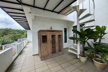 Jalan Penaga, Taman Pulai Hijauan, Kangkar Pulai 2 Storey Cluster Corner Lot for Sale