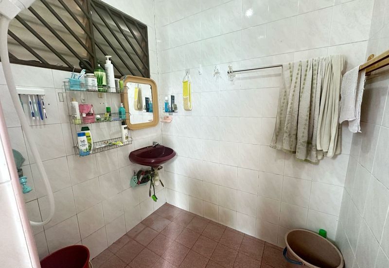 JALAN SAGA 1, KULAI. 古来美华单层廉价屋出售 Good Condition