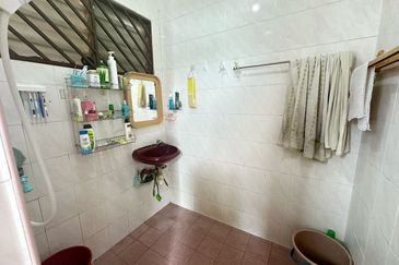 JALAN SAGA 1, KULAI. 古来美华单层廉价屋出售 Good Condition