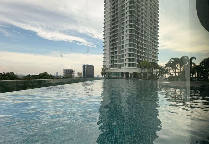 The M @ Medini Macrolink