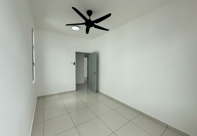 Austin Crest Ruby, Double Storey End Lot for Sale