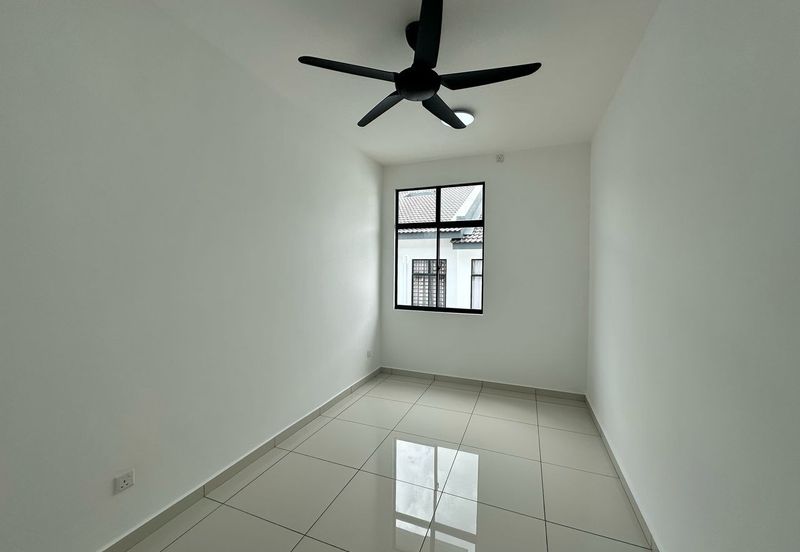 Austin Crest Ruby, Double Storey End Lot for Sale