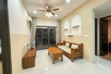 Baypoint @ Country Garden Danga Bay