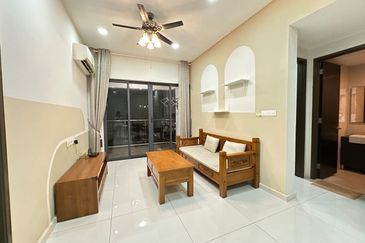 Baypoint @ Country Garden Danga Bay