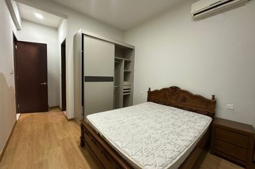 Baypoint @ Country Garden Danga Bay