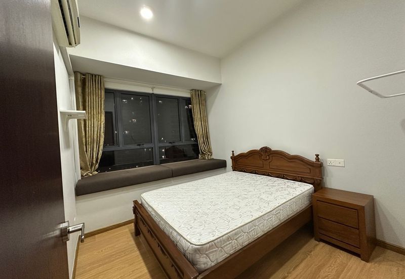 Baypoint @ Country Garden Danga Bay