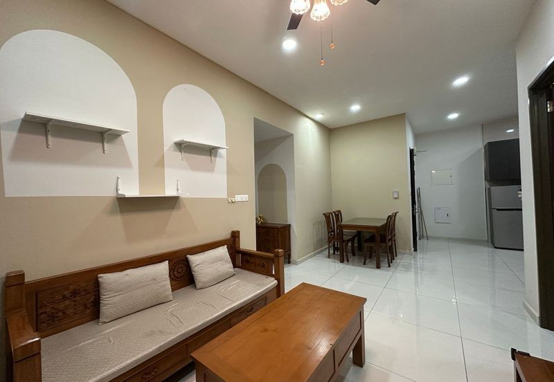 Baypoint @ Country Garden Danga Bay