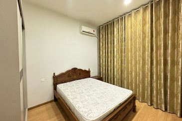 Baypoint @ Country Garden Danga Bay