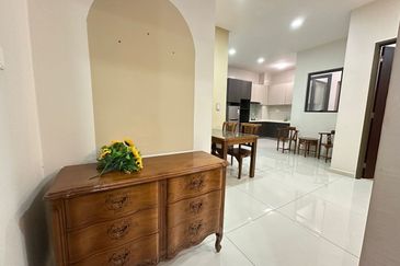 Baypoint @ Country Garden Danga Bay