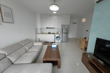 The M @ Medini Macrolink